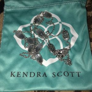 Kendra Scott necklace